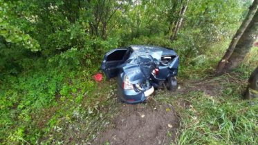 Фото: В Череповецком районе водитель вылетел в кювет