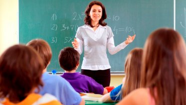 Фото: Восьми учителям Вологодской области выплатят по 200 тысяч рублей