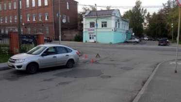 Фото: Водитель «Лада Гранта» сбил девушку в центре Череповца