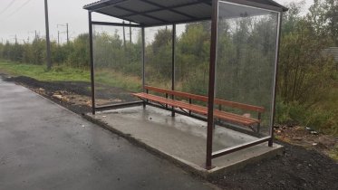 Фото: В Череповце вместо старой остановки возвели павильон