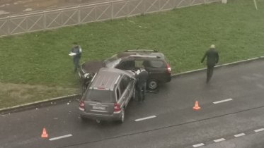 Фото: В Череповце на улице Маяковского столкнулись два автомобиля