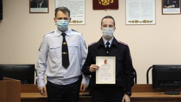 Фото: Участковый полиции напугал мошенников, позвонивших пожилой череповчанке