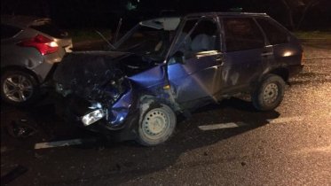 Фото: В Череповце водитель сбежал с места аварии, оставив трех пострадавших пассажиров