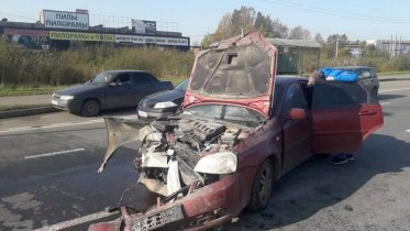 Фото: В Череповце на Кирилловском шоссе произошло тройное ДТП