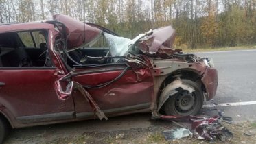 Фото: В Череповецком районе иномарка налетела на «ГАЗель»