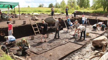 Фото: Деревянные наконечники стрел, возрастом 9 тысяч лет, раздобыли череповецкие археологи