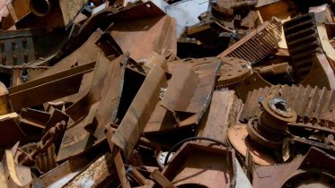 Фото: В Череповце двое мужчин украли лом массой 500 кг