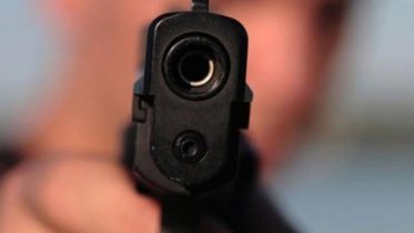 Фото: Череповчанин, перепутав адрес, начал стрелять в хозяина квартиры