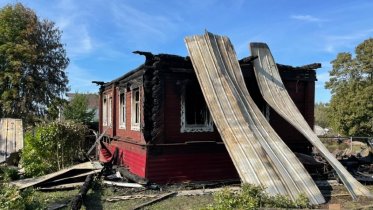 Фото: Довоенный дом уничтожен огнем в Череповецком районе