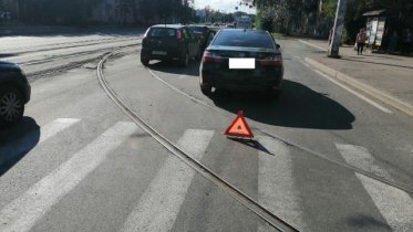 Фото: 9-летний велосипедист попал под колеса иномарки в Череповце