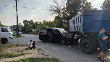 Фото: Семья настоятеля череповецкого храма попала в ДТП