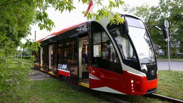 Фото: Ходовые испытания новых трамваев выполняют в Череповце