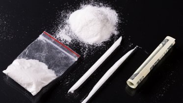 Фото: Череповецких наркоторговцев отправили в колонию строгого режима