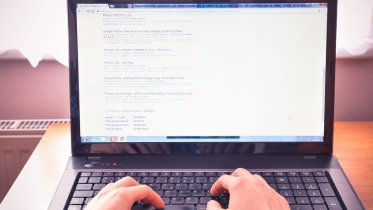 Фото: Череповчанин перевел деньги мошенникам, помогая другу