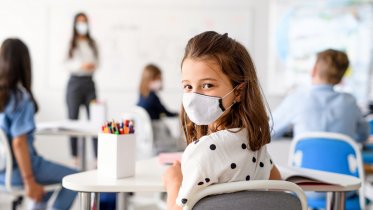 Фото: Школьники Череповца постепенно уходят на карантин из-за Covid-19