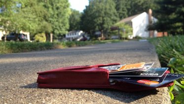 Фото: Череповчанин, жил на «широкую ногу» за счет найденной банковской карты