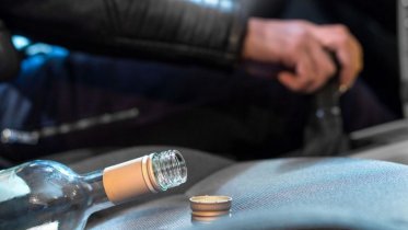 Фото: Череповчанин решил покататься пьяным в День рождения и лишился водительских прав