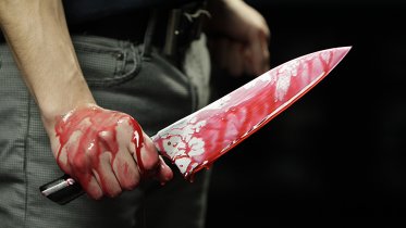 Фото: Пощечина переросла в поножовщину между двумя мужчинами в Череповце