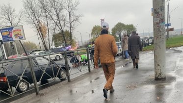 Фото: Ребенок, попавший в ДТП на Сталеваров, переведен в реанимацию
