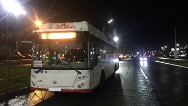 Фото: Череповчанку доставили из автобуса в больницу