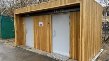 Фото: Новый модульный туалет появился в парке 200-летия Череповца