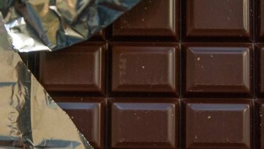 Фото: Любитель неоплаченного шоколада попался на краже в череповецком супермаркете