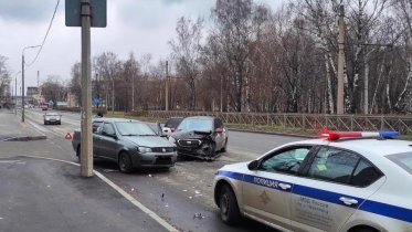 Фото: Пассажирку иномарки госпитализировали после ДТП в Череповце