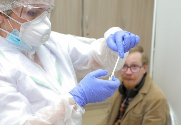 Фото: Череповчан, желающих сделать прививку, будут тестировать на Covid-19