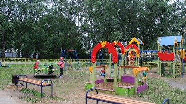 Фото: Все детские площадки были отремонтированы в Череповце ко Дню города