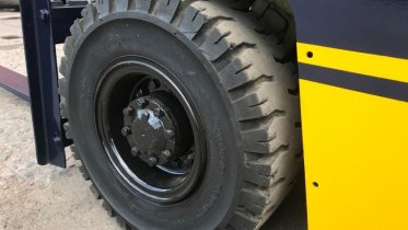 Фото: Несовершеннолетние в Череповце угнали автопогрузчик