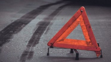 Фото: Неизвестный сбил женщину во дворе череповецкого дома и скрылся