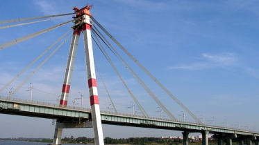 Фото: Из-за ремонта Октябрьского моста продолжение Шекснинского проспекта станет четырёхполосным