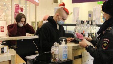 Фото: Еще 10 «безмасочников» выявили в Череповце