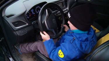 Фото: В Череповецком районе 13-летний водитель рассекал с пассажирами