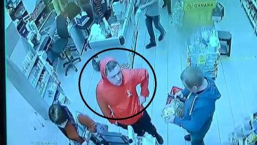 Фото: В Череповце ищут грабителя