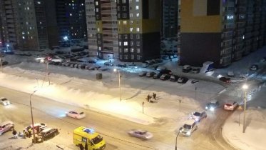 Фото: Два ребенка попали под колеса иномарки в Череповце