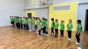 Фото: В 17-й школе Череповца отремонтировали спортзал