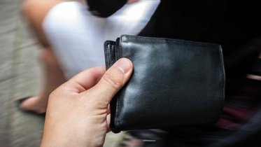 Фото: Череповчанка украла кошелек у кондуктора