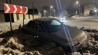 Фото: 21-летняя девушка пострадала в ДТП с отечественной легковушкой