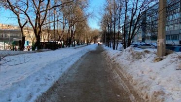 Фото: Около 150 тонн песка ежемесячно оседает на череповецких улицах