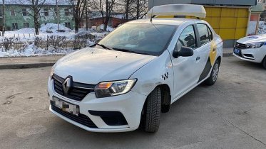 Фото: В Череповце пассажирка такси покалечилась во время поездки