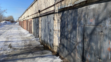 Фото: Около 9 тысяч гаражных боксов могут потерять в Черепные их владельцы