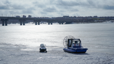 Фото: Выход на лед Шексны запрещают в Череповце