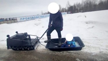 Фото: Череповчанин на мотобуксировщике перевозил чужого ребенка