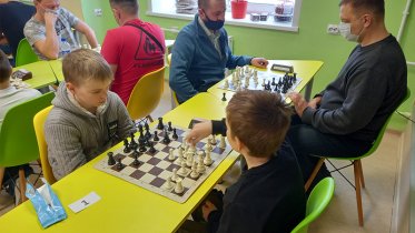 Фото: 64 череповецкие семьи сразились в шахматном турнире