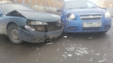 Фото: В Череповце автоледи попала в больницу после ДТП