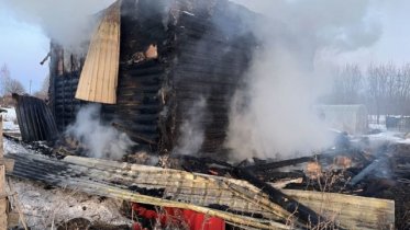 Фото: В Череповецком районе подожгли дачный дом