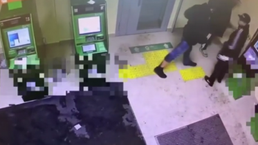 Фото: Пьяный череповчанин затеял драку с банкоматом