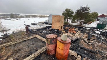 Фото: Тело мужчины обнаружили в сгоревшей бане в Череповецком районе