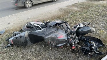 Фото: В Череповце мотоциклист устроил массовое ДТП